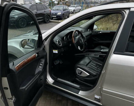 Серый Мерседес М-Класс, объемом двигателя 3.5 л и пробегом 305 тыс. км за 7190 $, фото 11 на Automoto.ua