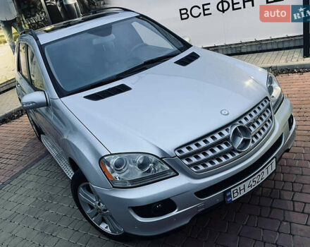 Сірий Мерседес М-Клас, об'ємом двигуна 3.5 л та пробігом 240 тис. км за 9700 $, фото 13 на Automoto.ua