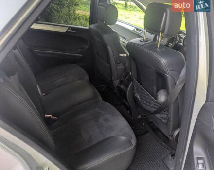 Мерседес М-Класс 2007 в Ровно на Automoto.ua Серый Мерседес М-Класс, объемом двигателя 2.99 л и пробегом 332 тыс. км за 12500 $, фото 14 на Automoto.ua