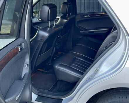 Серый Мерседес М-Класс, объемом двигателя 3 л и пробегом 150 тыс. км за 13500 $, фото 9 на Automoto.ua