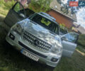 Мерседес М-Класс 2007 в Ровно на Automoto.ua Серый Мерседес М-Класс, объемом двигателя 2.99 л и пробегом 332 тыс. км за 12500 $, фото 1 на Automoto.ua