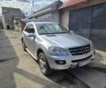Сірий Мерседес М-Клас, об'ємом двигуна 2.99 л та пробігом 450 тис. км за 10700 $, фото 1 на Automoto.ua