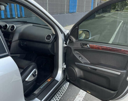 Серый Мерседес М-Класс, объемом двигателя 3 л и пробегом 150 тыс. км за 13500 $, фото 27 на Automoto.ua