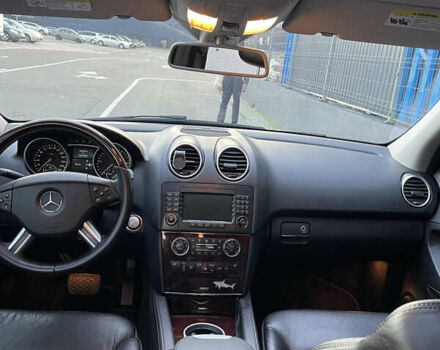 Серый Мерседес М-Класс, объемом двигателя 3 л и пробегом 150 тыс. км за 13500 $, фото 15 на Automoto.ua