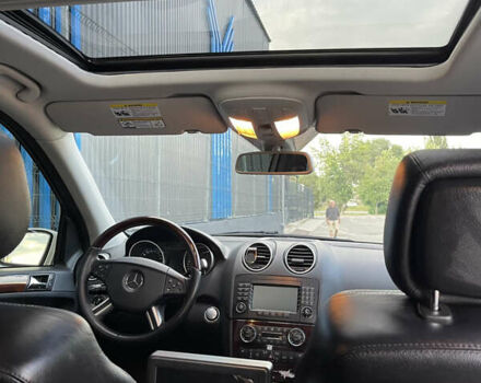 Серый Мерседес М-Класс, объемом двигателя 3 л и пробегом 150 тыс. км за 13500 $, фото 31 на Automoto.ua