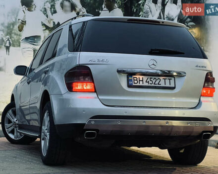 Сірий Мерседес М-Клас, об'ємом двигуна 3.5 л та пробігом 240 тис. км за 9700 $, фото 15 на Automoto.ua