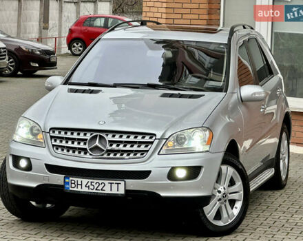 Серый Мерседес М-Класс, объемом двигателя 3.5 л и пробегом 240 тыс. км за 9800 $, фото 12 на Automoto.ua