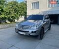 Серый Мерседес М-Класс, объемом двигателя 3 л и пробегом 403 тыс. км за 10900 $, фото 1 на Automoto.ua