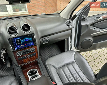 Серый Мерседес М-Класс, объемом двигателя 3.5 л и пробегом 240 тыс. км за 9800 $, фото 21 на Automoto.ua