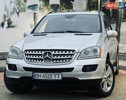 Сірий Мерседес М-Клас, об'ємом двигуна 3.5 л та пробігом 240 тис. км за 9700 $, фото 5 на Automoto.ua