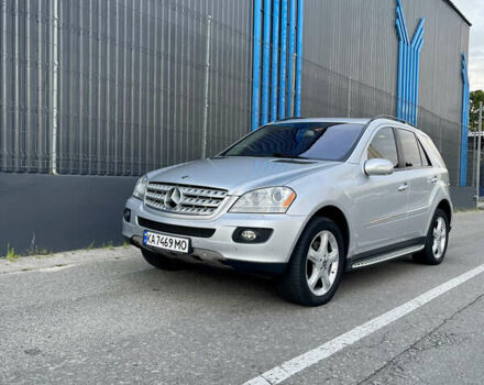 Серый Мерседес М-Класс, объемом двигателя 3 л и пробегом 150 тыс. км за 13500 $, фото 3 на Automoto.ua