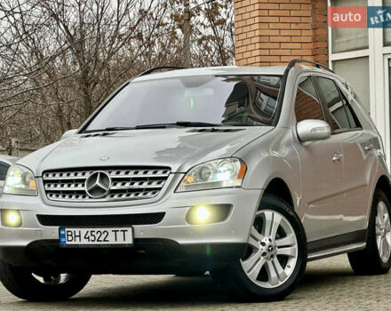 Серый Мерседес М-Класс, объемом двигателя 3.5 л и пробегом 240 тыс. км за 9800 $, фото 11 на Automoto.ua