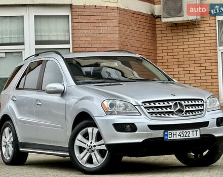 Серый Мерседес М-Класс, объемом двигателя 3.5 л и пробегом 240 тыс. км за 9800 $, фото 8 на Automoto.ua