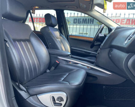 Серый Мерседес М-Класс, объемом двигателя 3.5 л и пробегом 258 тыс. км за 8999 $, фото 9 на Automoto.ua