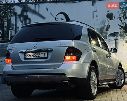 Сірий Мерседес М-Клас, об'ємом двигуна 3.5 л та пробігом 240 тис. км за 9700 $, фото 21 на Automoto.ua