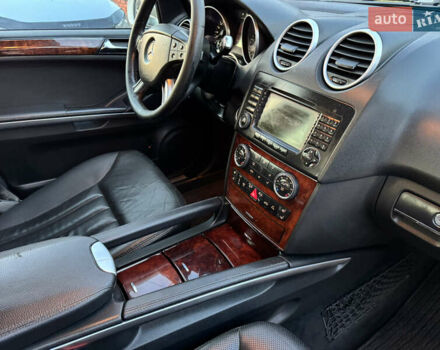 Мерседес М-Класс 2007 в Тячеве на Automoto.ua Серый Мерседес М-Класс, объемом двигателя 3 л и пробегом 260 тыс. км за 11500 $, фото 16 на Automoto.ua