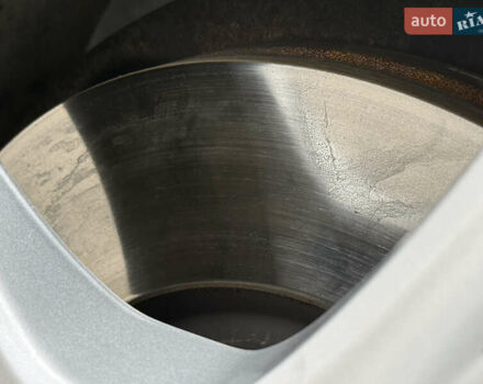 Серый Мерседес М-Класс, объемом двигателя 3.5 л и пробегом 223 тыс. км за 9999 $, фото 19 на Automoto.ua