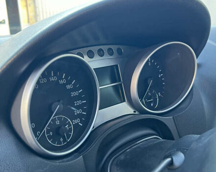 Серый Мерседес М-Класс, объемом двигателя 2.99 л и пробегом 254 тыс. км за 14499 $, фото 46 на Automoto.ua