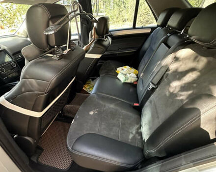 Серый Мерседес М-Класс, объемом двигателя 2.99 л и пробегом 380 тыс. км за 15000 $, фото 5 на Automoto.ua