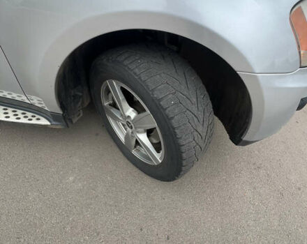 Сірий Мерседес М-Клас, об'ємом двигуна 3.5 л та пробігом 248 тис. км за 10599 $, фото 10 на Automoto.ua