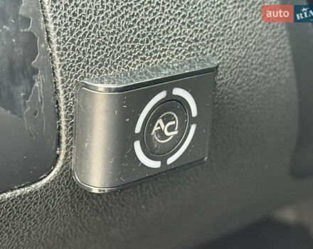 Сірий Мерседес М-Клас, об'ємом двигуна 3.5 л та пробігом 223 тис. км за 8999 $, фото 53 на Automoto.ua