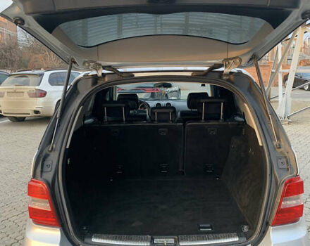 Серый Мерседес М-Класс, объемом двигателя 2.99 л и пробегом 270 тыс. км за 12500 $, фото 11 на Automoto.ua