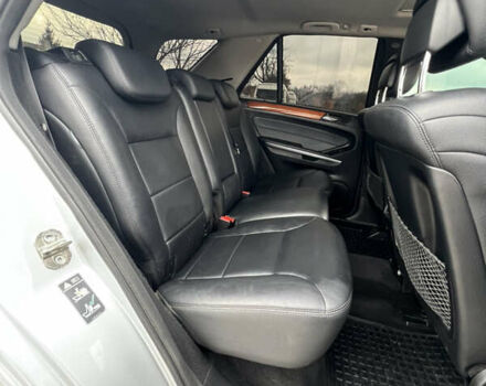 Сірий Мерседес М-Клас, об'ємом двигуна 3.5 л та пробігом 248 тис. км за 10599 $, фото 12 на Automoto.ua