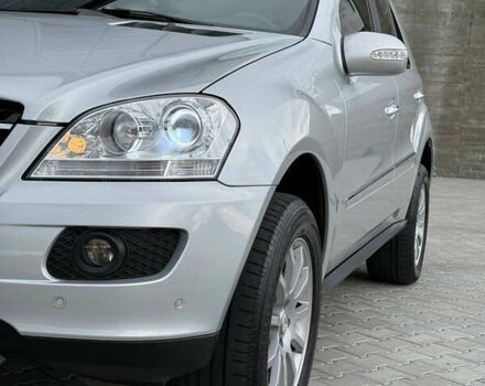 Серый Мерседес М-Класс, объемом двигателя 3 л и пробегом 275 тыс. км за 14800 $, фото 8 на Automoto.ua