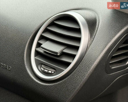 Сірий Мерседес М-Клас, об'ємом двигуна 3.5 л та пробігом 223 тис. км за 8999 $, фото 46 на Automoto.ua