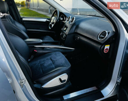 Сірий Мерседес М-Клас, об'ємом двигуна 3 л та пробігом 345 тис. км за 11499 $, фото 39 на Automoto.ua