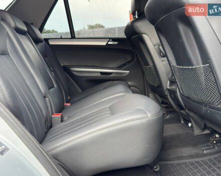 Серый Мерседес М-Класс, объемом двигателя 3 л и пробегом 275 тыс. км за 14800 $, фото 19 на Automoto.ua