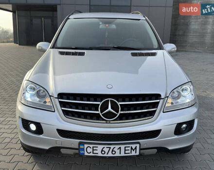 Серый Мерседес М-Класс, объемом двигателя 3 л и пробегом 275 тыс. км за 14800 $, фото 6 на Automoto.ua