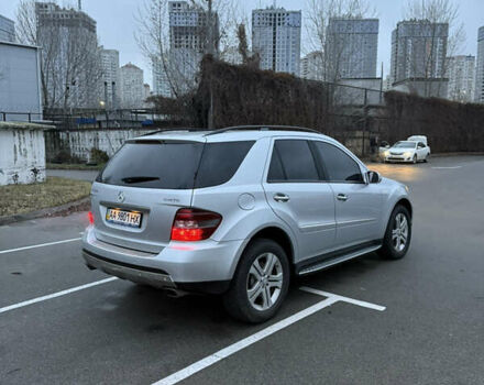 Серый Мерседес М-Класс, объемом двигателя 3.5 л и пробегом 234 тыс. км за 11700 $, фото 5 на Automoto.ua