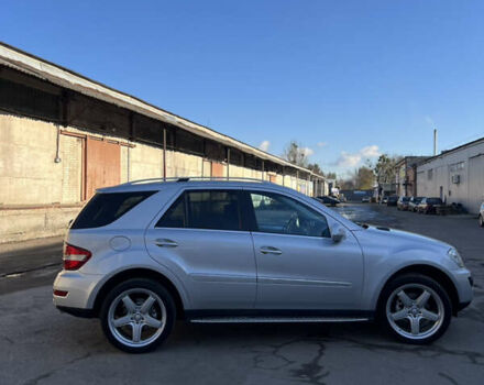 Серый Мерседес М-Класс, объемом двигателя 2.99 л и пробегом 254 тыс. км за 14499 $, фото 8 на Automoto.ua