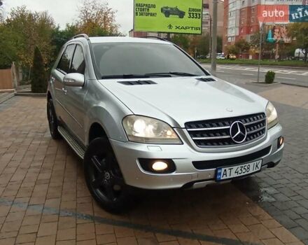 Сірий Мерседес М-Клас, об'ємом двигуна 3.5 л та пробігом 262 тис. км за 12600 $, фото 13 на Automoto.ua