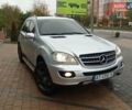 Сірий Мерседес М-Клас, об'ємом двигуна 3.5 л та пробігом 262 тис. км за 12600 $, фото 13 на Automoto.ua