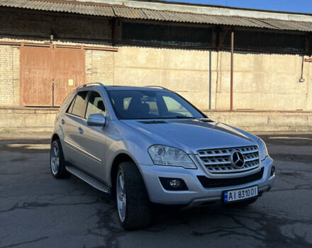 Серый Мерседес М-Класс, объемом двигателя 2.99 л и пробегом 254 тыс. км за 14499 $, фото 13 на Automoto.ua