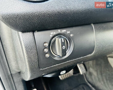 Сірий Мерседес М-Клас, об'ємом двигуна 3 л та пробігом 345 тис. км за 11499 $, фото 46 на Automoto.ua