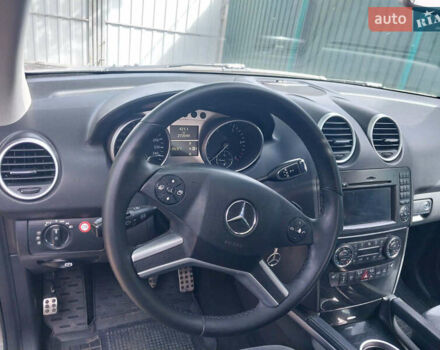 Мерседес М-Класс 2009 в Виннице на Automoto.ua Серый Мерседес М-Класс, объемом двигателя 3 л и пробегом 272 тыс. км за 16800 $, фото 8 на Automoto.ua