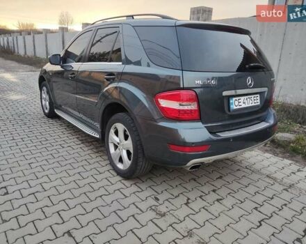 Серый Мерседес М-Класс, объемом двигателя 3.01 л и пробегом 250 тыс. км за 15700 $, фото 2 на Automoto.ua