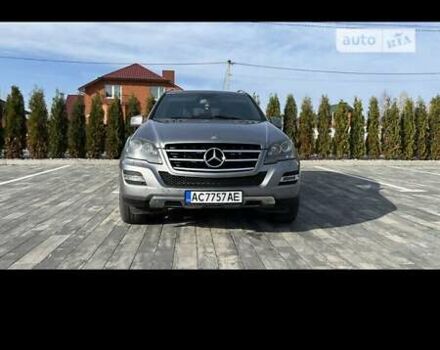 Серый Мерседес М-Класс, объемом двигателя 3 л и пробегом 280 тыс. км за 17000 $, фото 28 на Automoto.ua