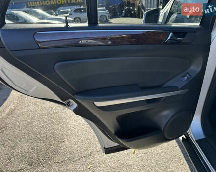 Серый Мерседес М-Класс, объемом двигателя 3 л и пробегом 245 тыс. км за 11900 $, фото 14 на Automoto.ua