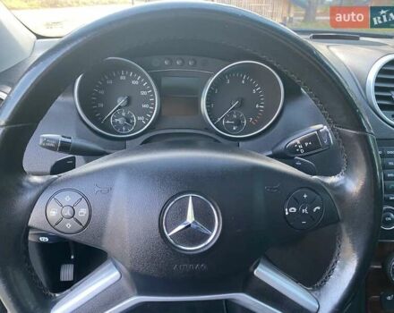 Сірий Мерседес М-Клас, об'ємом двигуна 3.5 л та пробігом 200 тис. км за 11500 $, фото 26 на Automoto.ua