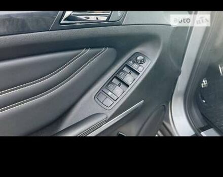 Серый Мерседес М-Класс, объемом двигателя 3 л и пробегом 280 тыс. км за 17000 $, фото 13 на Automoto.ua