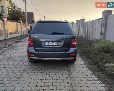 Серый Мерседес М-Класс, объемом двигателя 3.01 л и пробегом 250 тыс. км за 15700 $, фото 5 на Automoto.ua