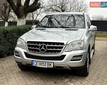 Сірий Мерседес М-Клас, об'ємом двигуна 2.99 л та пробігом 317 тис. км за 15700 $, фото 55 на Automoto.ua