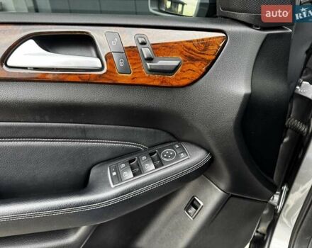 Сірий Мерседес М-Клас, об'ємом двигуна 2.14 л та пробігом 214 тис. км за 21900 $, фото 17 на Automoto.ua