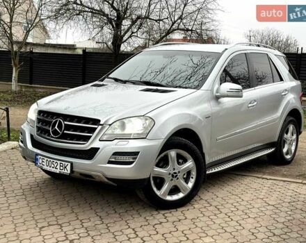 Сірий Мерседес М-Клас, об'ємом двигуна 2.99 л та пробігом 317 тис. км за 15700 $, фото 63 на Automoto.ua