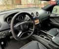 Сірий Мерседес М-Клас, об'ємом двигуна 2.99 л та пробігом 317 тис. км за 15700 $, фото 28 на Automoto.ua