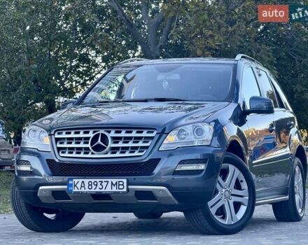Мерседес М-Класс 2011 в Одессе на Automoto.ua Серый Мерседес М-Класс, объемом двигателя 3.5 л и пробегом 163 тыс. км за 13900 $, фото 10 на Automoto.ua